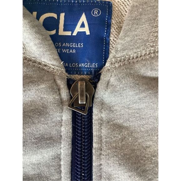 UCLA Authentic Los Angeles Collegiate Wear Zip Up Hoodie 😎☀️ - Picture 4 of 8